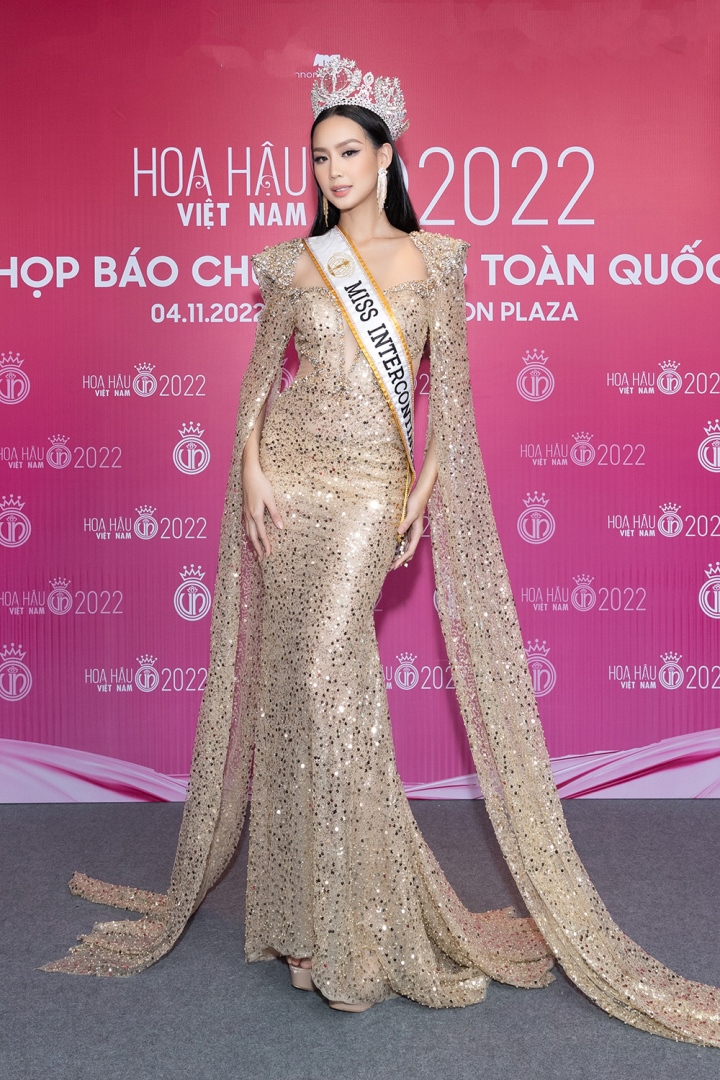 Ban tổ chức Hoa hậu Việt Nam 2022: Bảo Ngọc đủ tiêu chuẩn làm giám khảo - Ảnh 2.