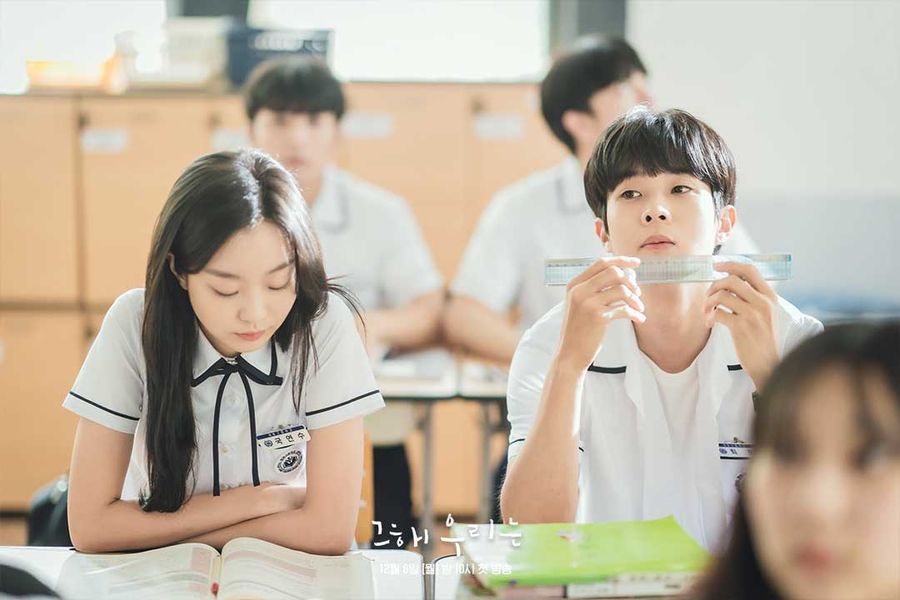 5 màn cưa sừng làm nghé đỉnh nhất phim Hàn 2022: Song Joong Ki U40 vẫn đóng học sinh - Ảnh 6.