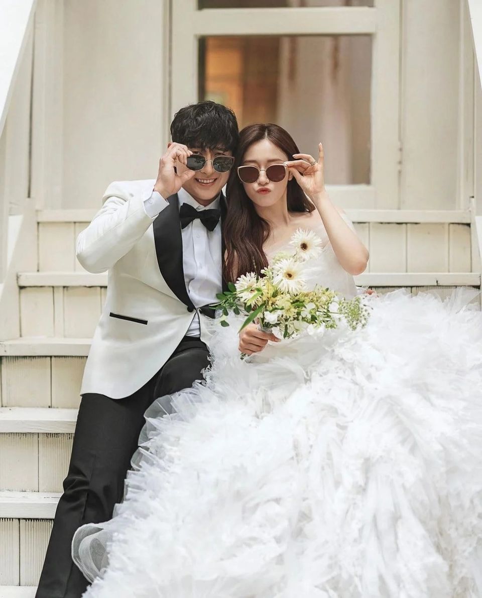 Jiyeon (T-Ara) &quot;nhá hàng&quot; loạt ảnh cưới đẹp như mơ bên vị hôn phu tuyển thủ - Ảnh 5.