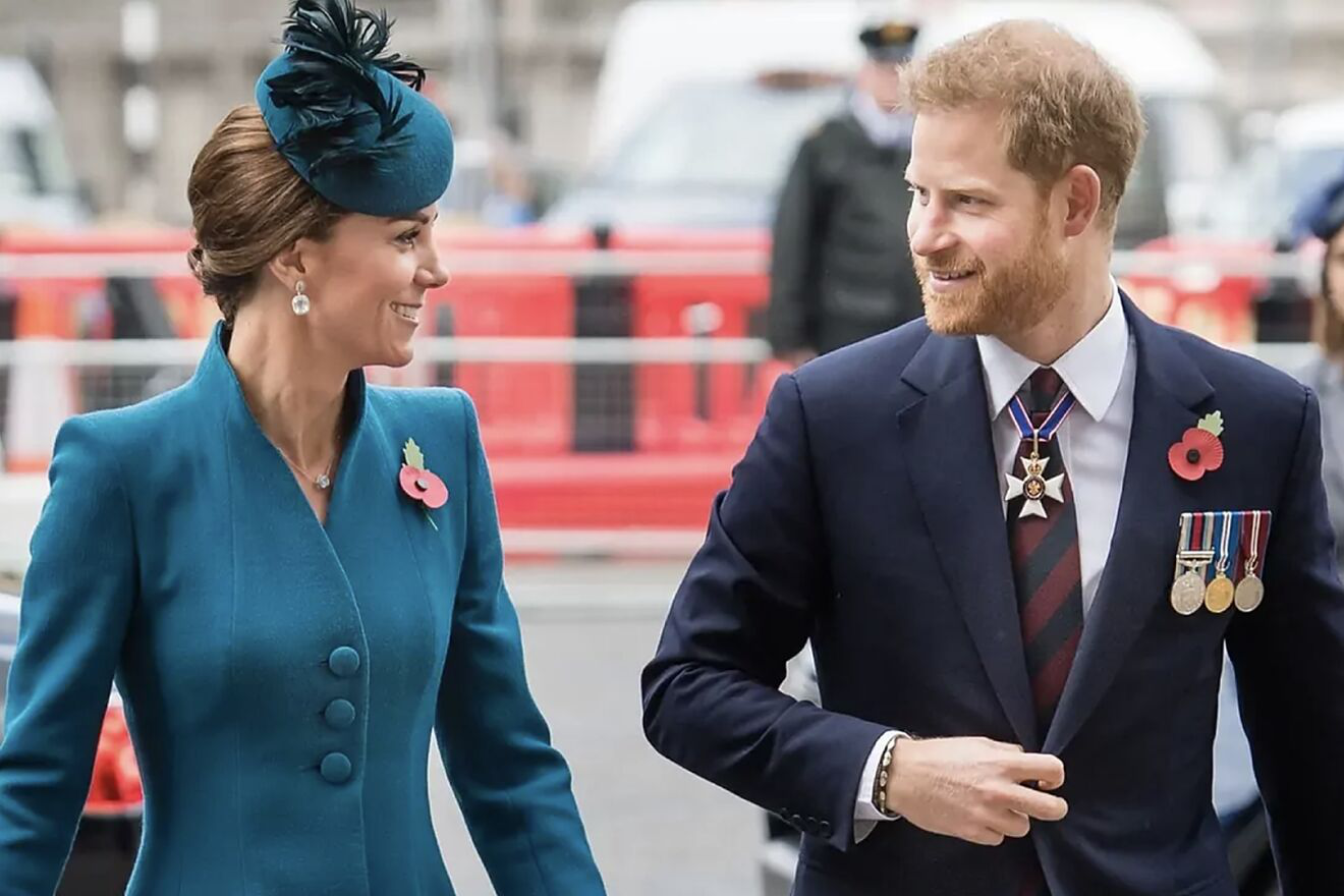 Cách Meghan 'thao túng tâm lý' Vương tử Harry: Lạnh nhạt với anh trai William, dung túng việc nhạo báng cố Nữ hoàng Anh - Ảnh 5.