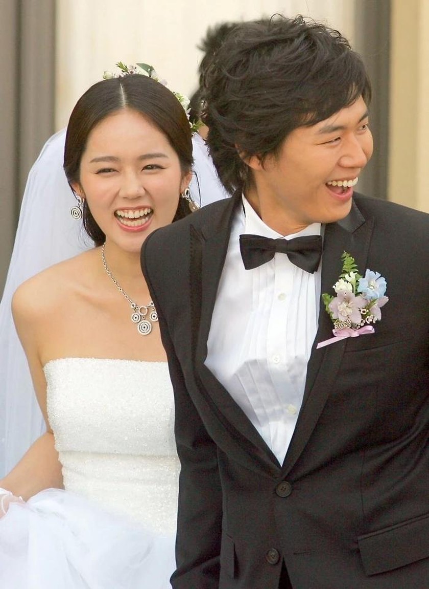Cuộc hôn nhân gần 20 năm của 'chị đẹp' Han Ga In: Từng bỏ mặc chồng ngay trong đêm tân hôn, ghen tuông với đàn chị vì một nguyên nhân - Ảnh 2.