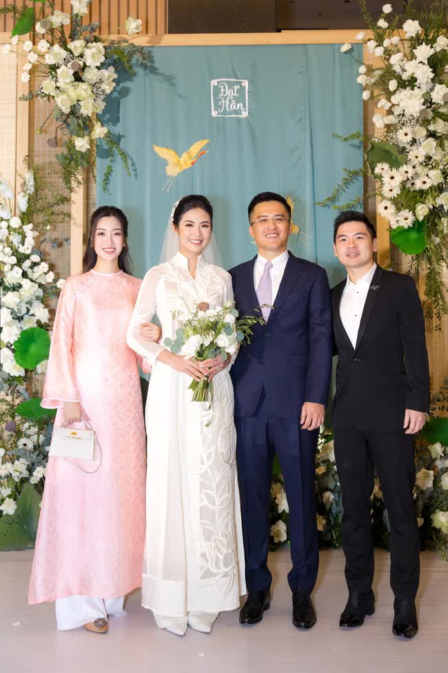 4 sao Việt 'chốt đơn' sau khi bắt hoa cưới: Đỗ Mỹ Linh và Ngô Thanh Vân được trao lại, 1 mỹ nhân vừa nhập hội - Ảnh 9.