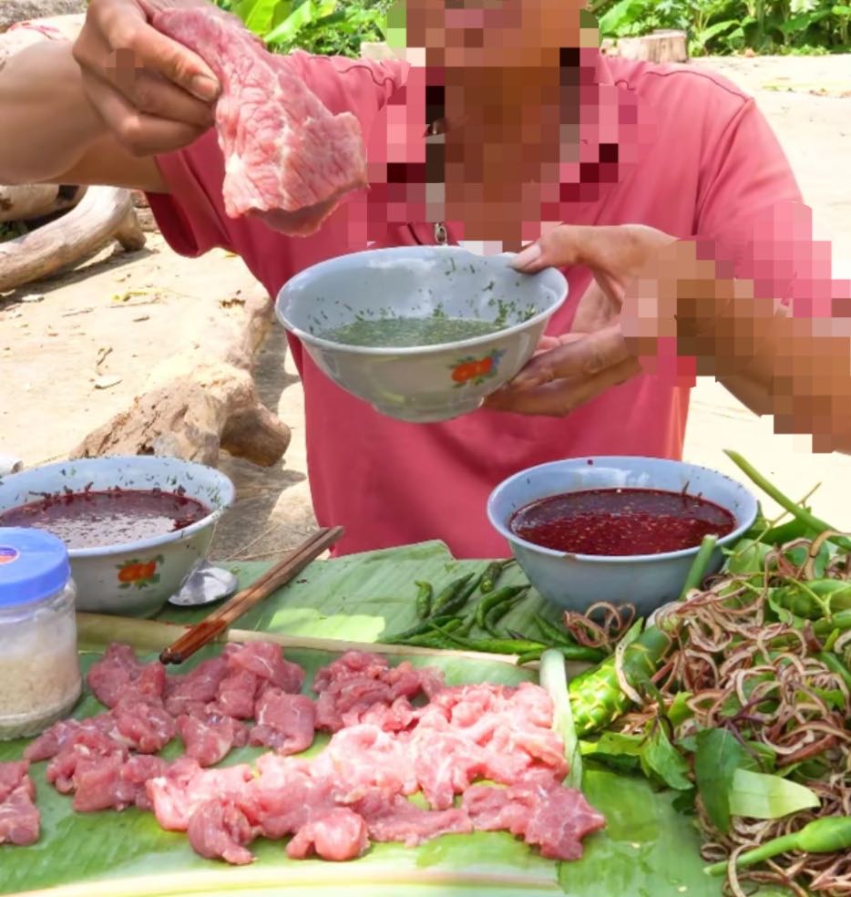 Ăn đồ sống coi chừng k&yacute; sinh tr&ugrave;ng - Ảnh 1.