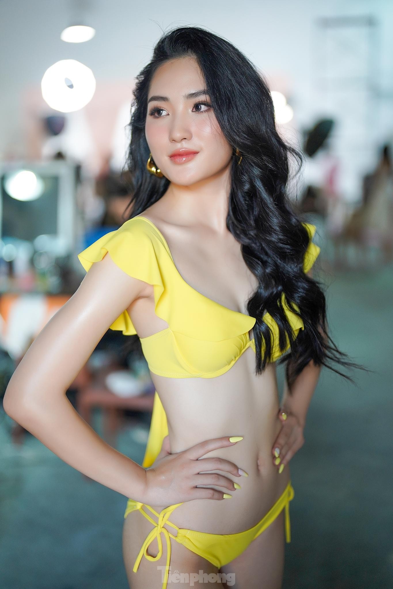 Thí sinh Hoa hậu Việt Nam trong buổi chụp ảnh áo tắm - Ảnh 5.