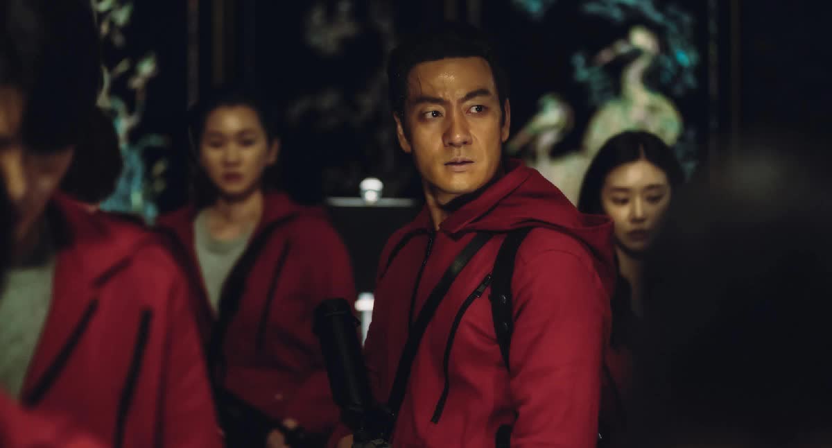 'Phi vụ triệu đô' Hàn Quốc phần 2: Nhân vật mới, bí mật mới, khai thác chuyện tình cảm và đấu trí đầy kịch tính - Ảnh 6.