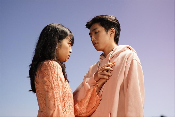 Đỗ Khánh Vân úp mở về mối quan hệ với CODYNAMVO trong phim Tết của FPT Play - Ảnh 4.