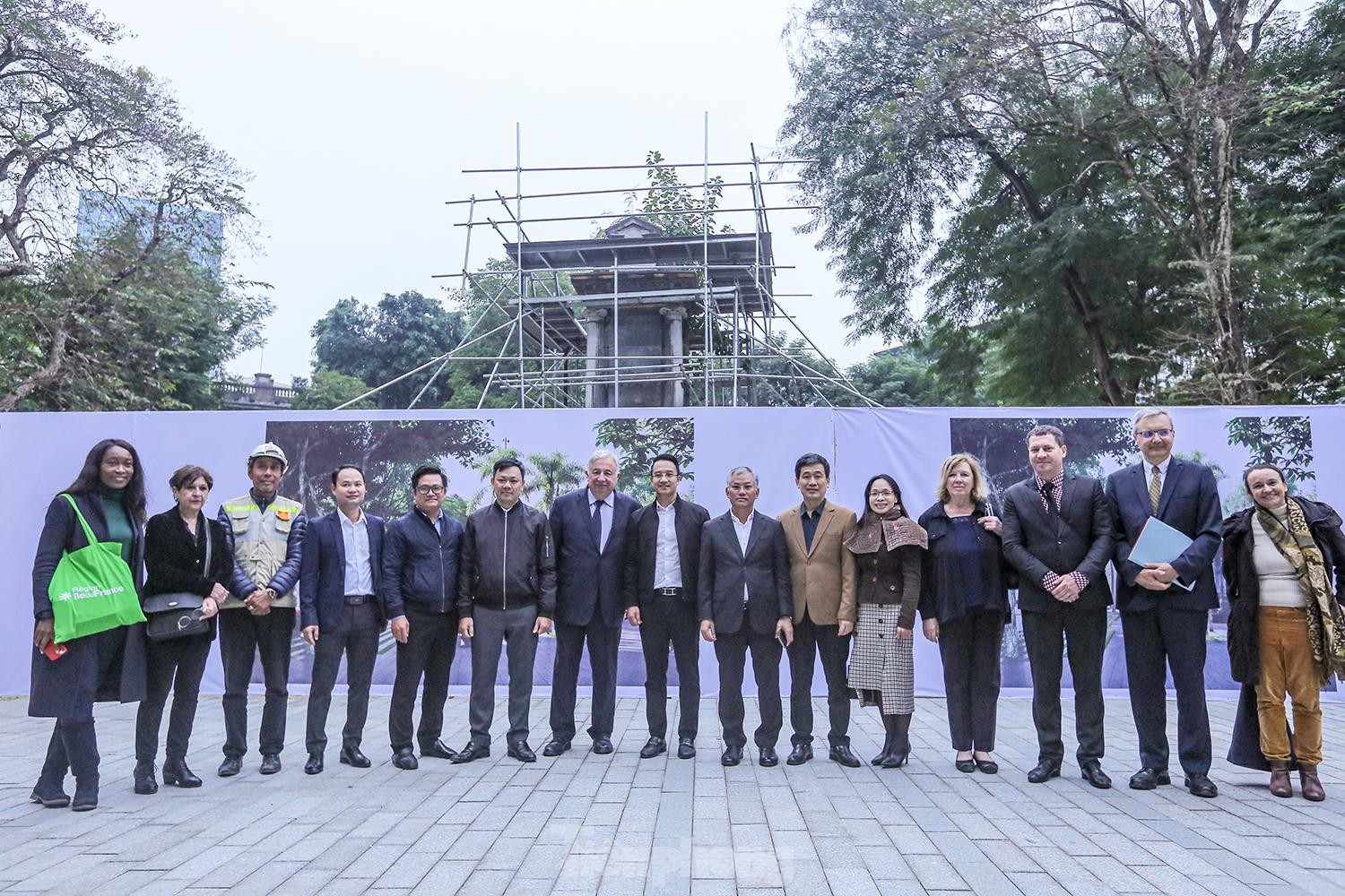 Hà Nội: Cải tạo vườn hoa Diên Hồng là kiểu mẫu, mang tính đương đại - Ảnh 9. Hà Nội: Cải tạo vườn hoa Diên Hồng là kiểu mẫu, mang tính đương đại - Ảnh 9.