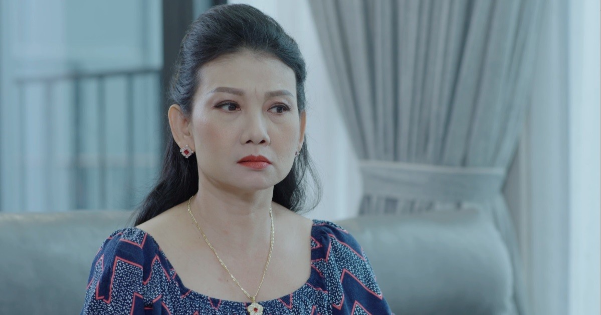 Dàn diễn viên nữ phim Hoa Hồng Giấy: Hạ Anh quen mặt trên VTV, Mỹ Uyên gây xôn xao vì đóng phản diện quá ác - Ảnh 4.