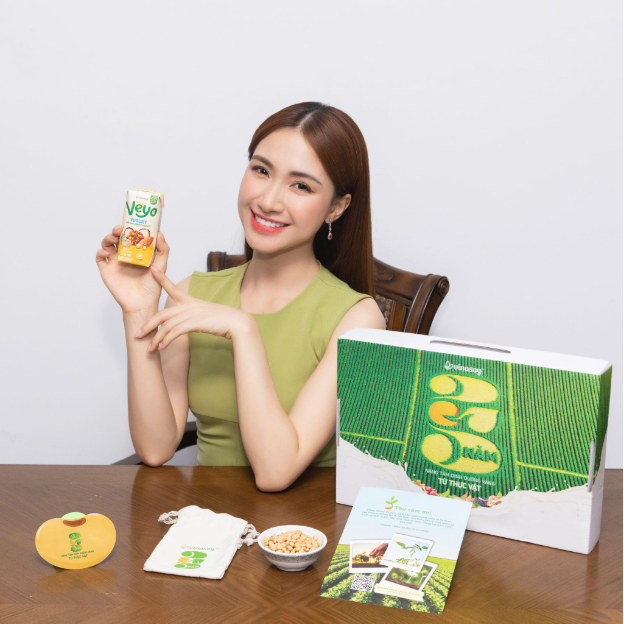 Hòa Minzy thể hiện phiên bản đặc biệt của bài hát quốc dân Nhà Là Nơi - Ảnh 1. Hòa Minzy thể hiện phiên bản đặc biệt của bài hát quốc dân Nhà Là Nơi - Ảnh 1.