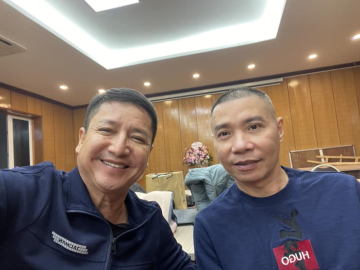 Sao Việt 18/12: Nghệ sĩ Chí Trung hé lộ ảnh tập Táo quân 2023 cùng NSND Công Lý - Ảnh 1.