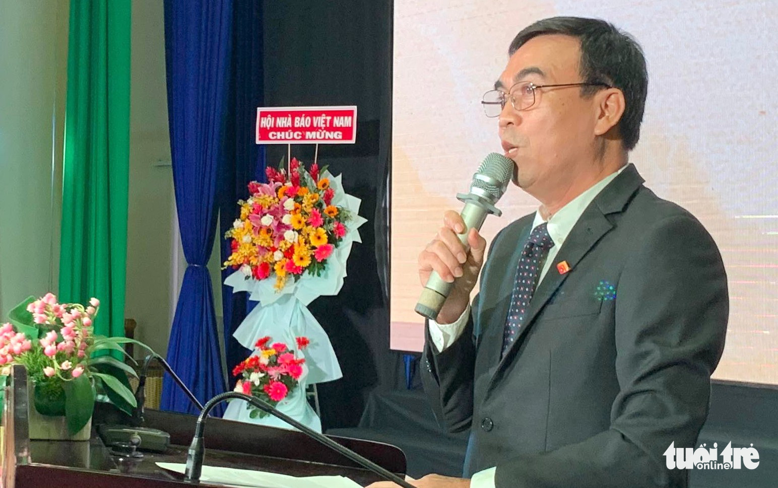 Vì sao ngành báo chí luôn có điểm trúng tuyển cao? - Ảnh 2. Vì sao ngành báo chí luôn có điểm trúng tuyển cao? - Ảnh 2.