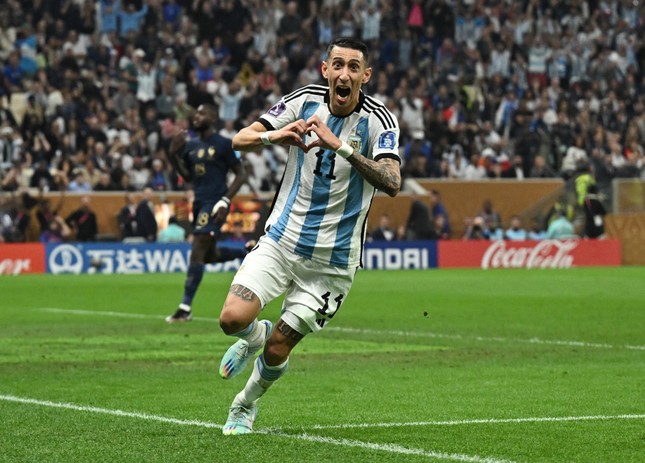 Di Maria xúc động sau khi vô địch World Cup: 'Với tôi, chung kết là thắng hoặc chết' - Ảnh 2.