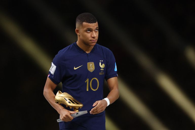 Kylian Mbappe: Từ cậu nhóc vùng ngoại ô Paris đến biểu tượng giấc mơ của cả một thế hệ trẻ nước Pháp - Ảnh 3.