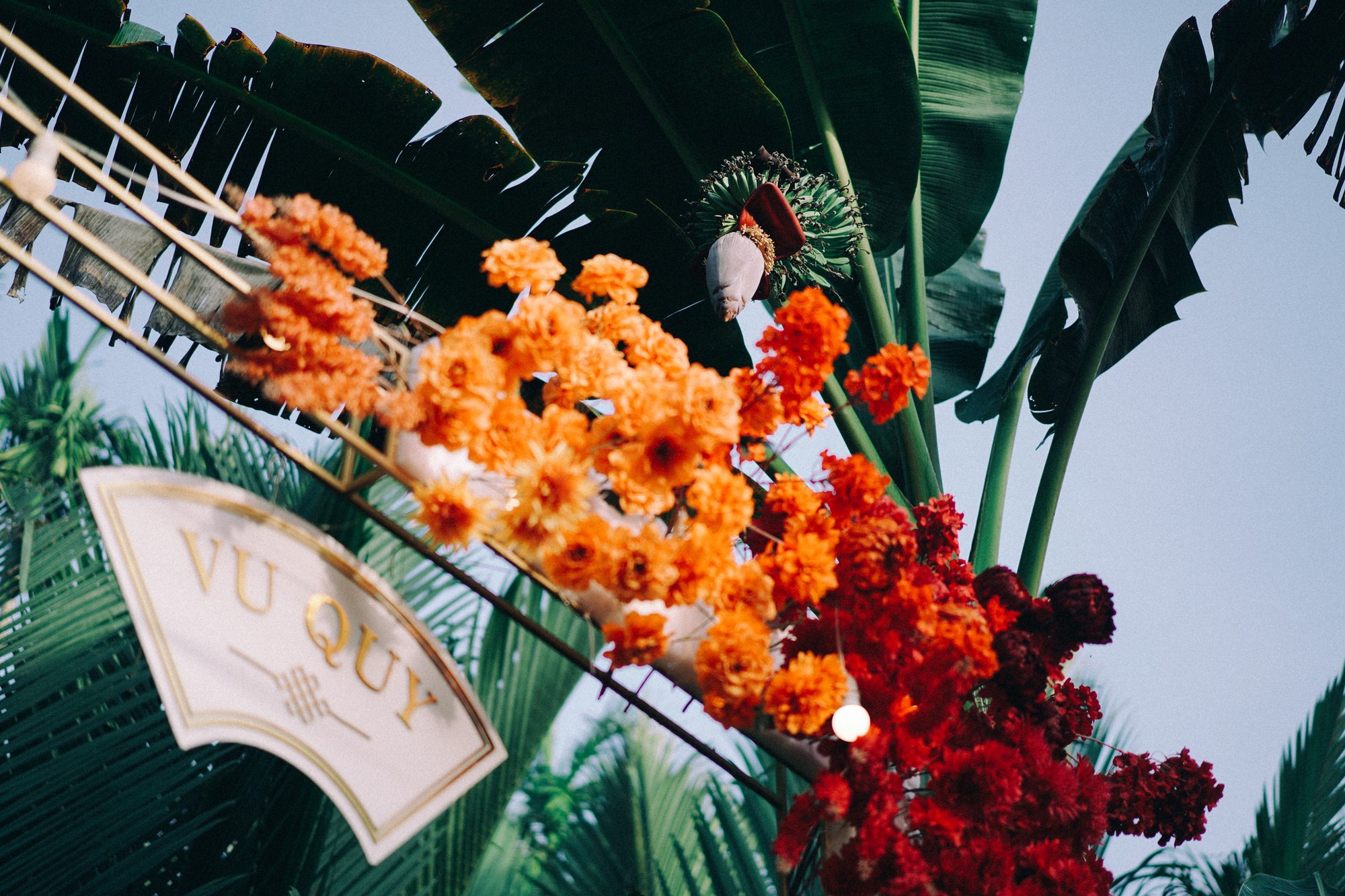 Đám cưới trong vườn dừa nước ở Trà Vinh, vừa đơn giản vừa đậm bản sắc miền Tây - Ảnh 2.