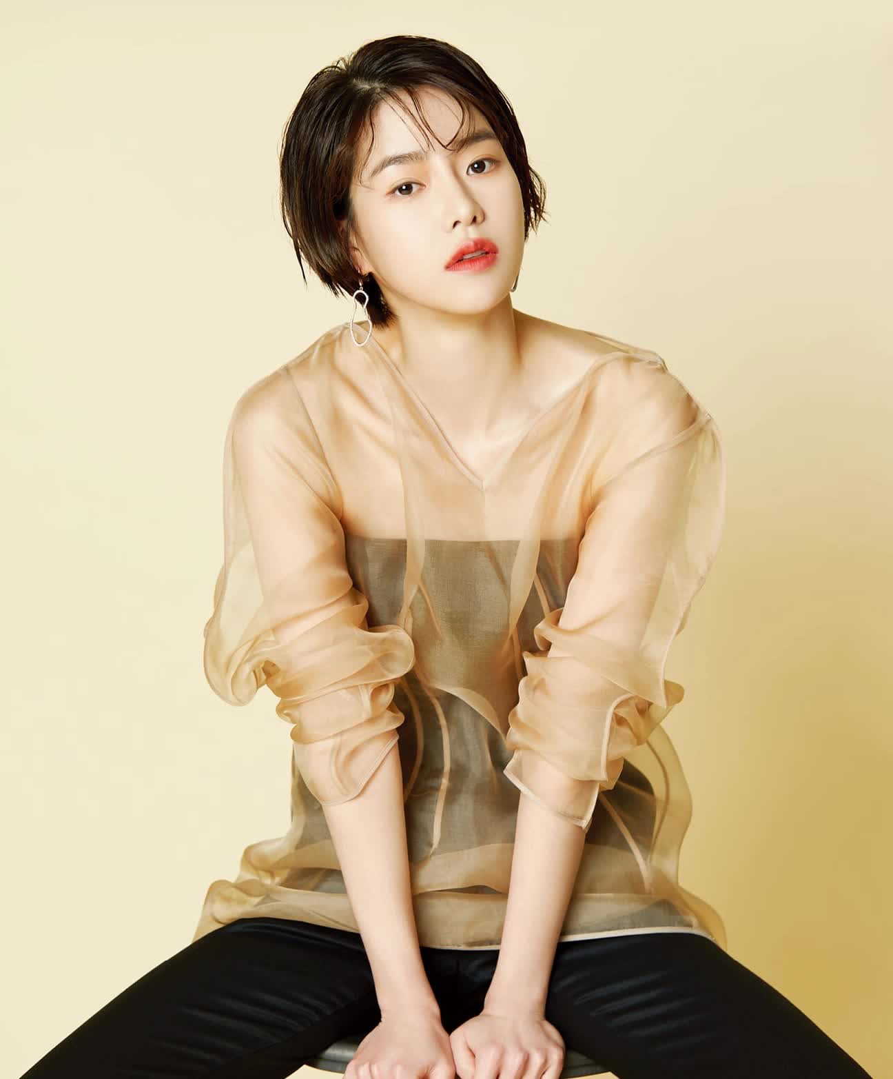 Song Hye Kyo và dàn sao cực chất trong 'The Glory' - Ảnh 4.