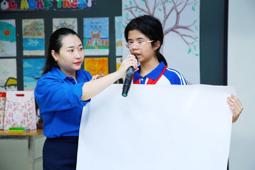 Cô giáo Hà Thành tâm huyết chống biến đổi khí hậu - Ảnh 2.