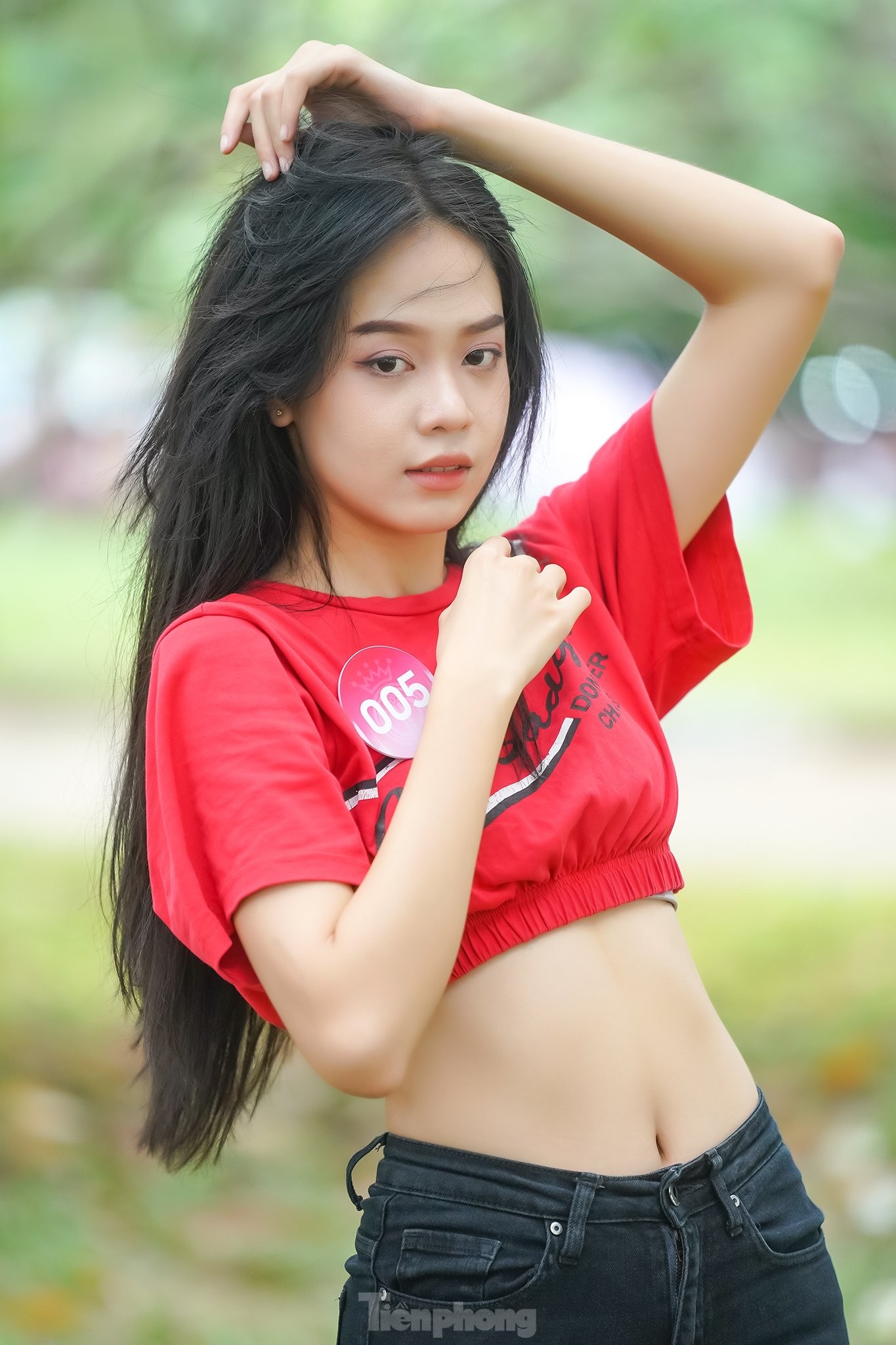 Vòng eo thon của Hoa hậu Huỳnh Thị Thanh Thủy - Ảnh 6.