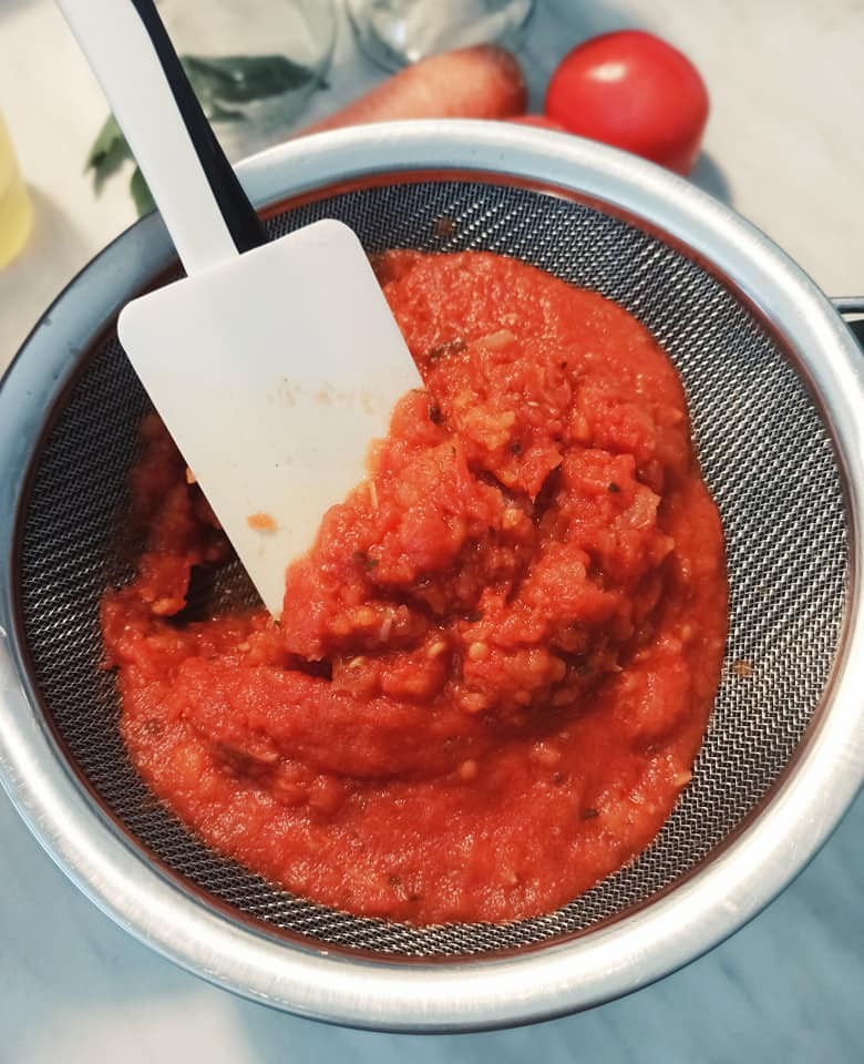 Cách nấu sốt cà chua thơm ngon, để lâu không cần trữ đông - Ảnh 3.
