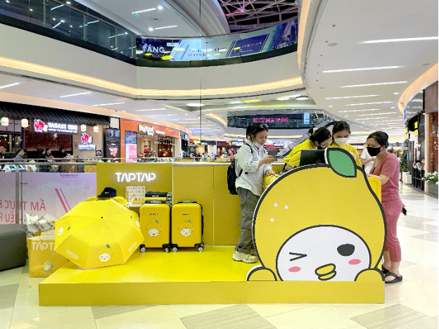 Hơn 70 thương hiệu tại Vạn Hạnh Mall kết hợp cùng TAPTAP tặng quà cho tất cả khách hàng - Ảnh 5. Hơn 70 thương hiệu tại Vạn Hạnh Mall kết hợp cùng TAPTAP tặng quà cho tất cả khách hàng - Ảnh 5.
