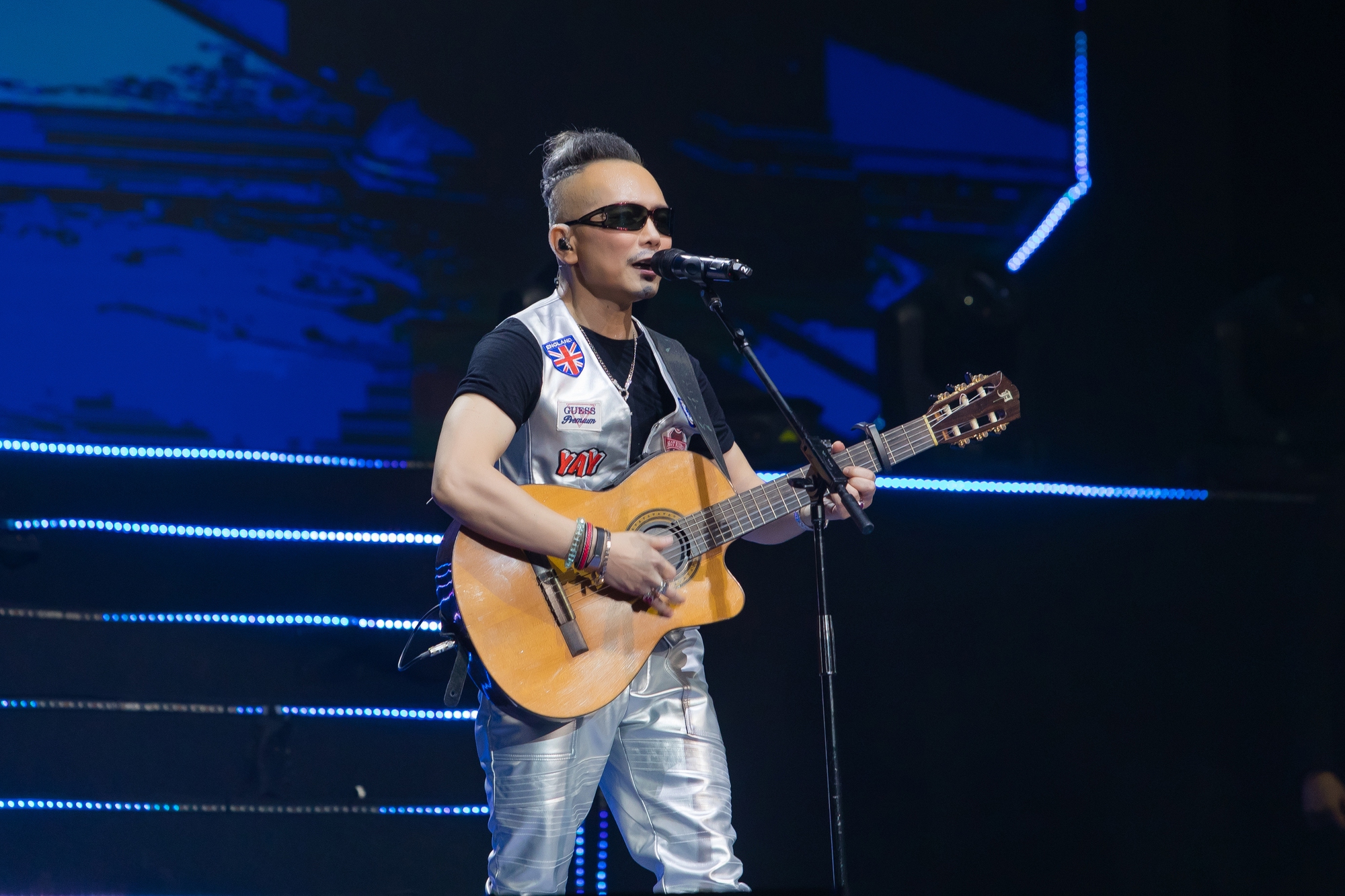 Jimmii Nguyễn 30 năm ca hát với Triệu lời tri ân - Ảnh 2.