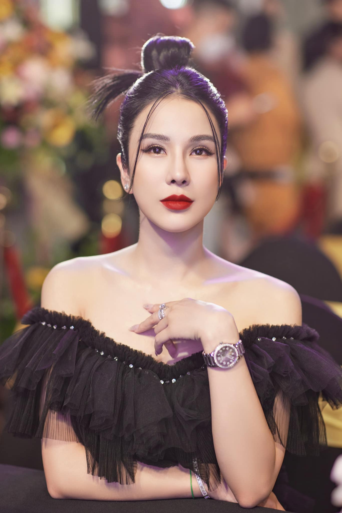 Sao Vbiz chu cấp cho con sau tan vỡ: Người ngừng hoàn toàn gây xôn xao, người chi 2 tỷ mỗi năm - Ảnh 4. Sao Vbiz chu cấp cho con sau tan vỡ: Người ngừng hoàn toàn gây xôn xao, người chi 2 tỷ mỗi năm - Ảnh 4.