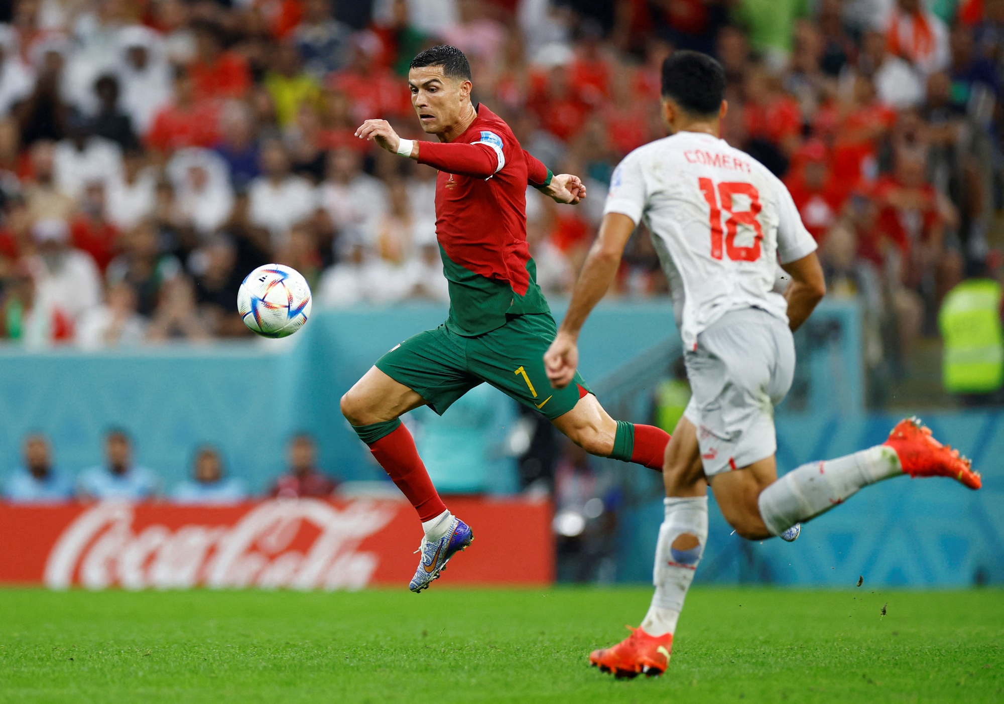 Ronaldo dự bị, Bồ Đào Nha thắng đậm Thụy Sĩ - Ảnh 6.