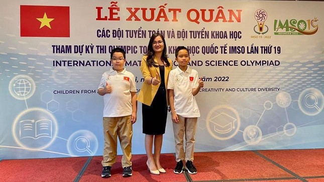 Việt Nam giành 19 huy chương Olympic Toán và Khoa học quốc tế năm 2022 - Ảnh 1.