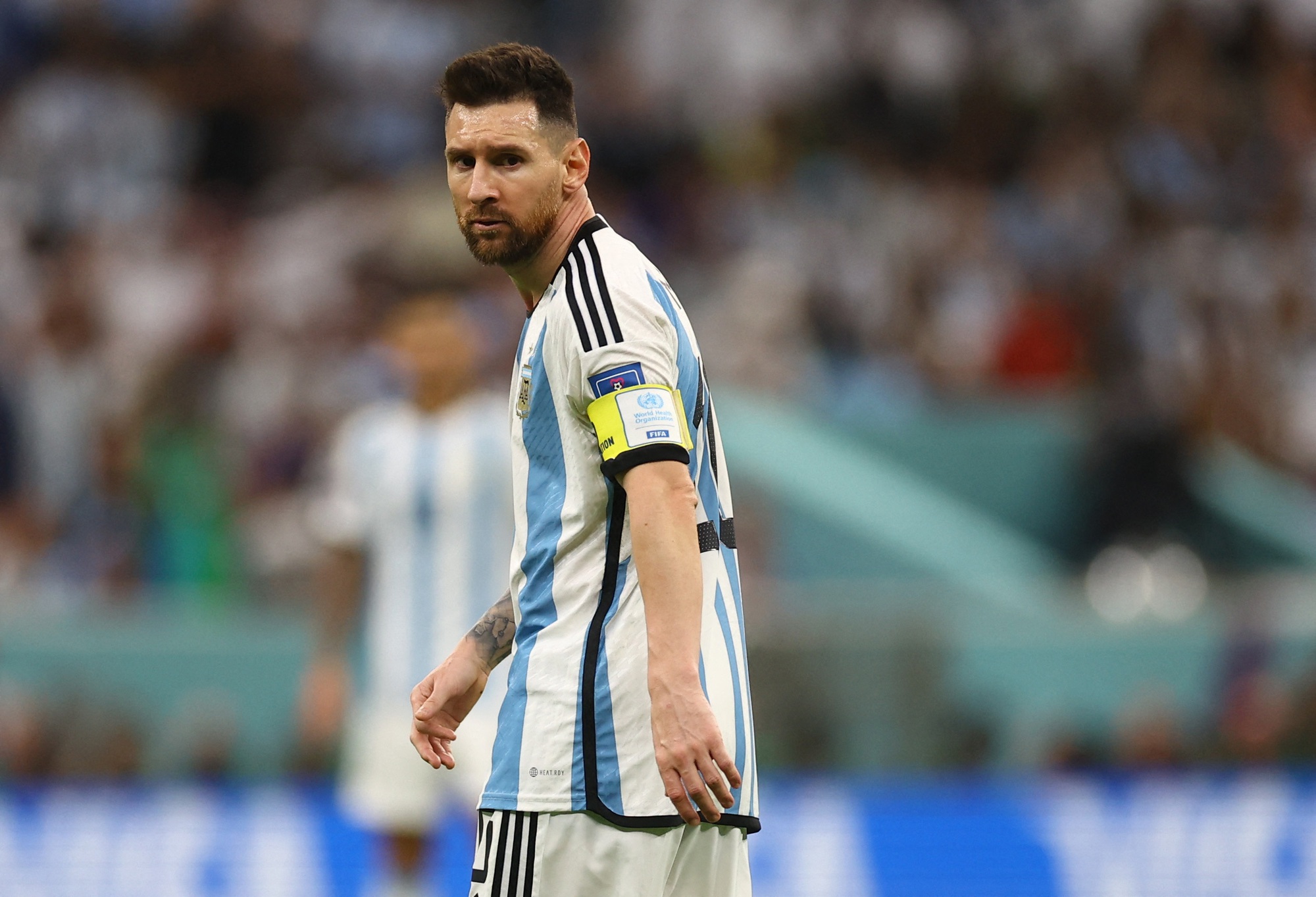 Thắng nghẹt thở trong loạt penalty, Argentina đoạt vé vào Bán kết - Ảnh 4.