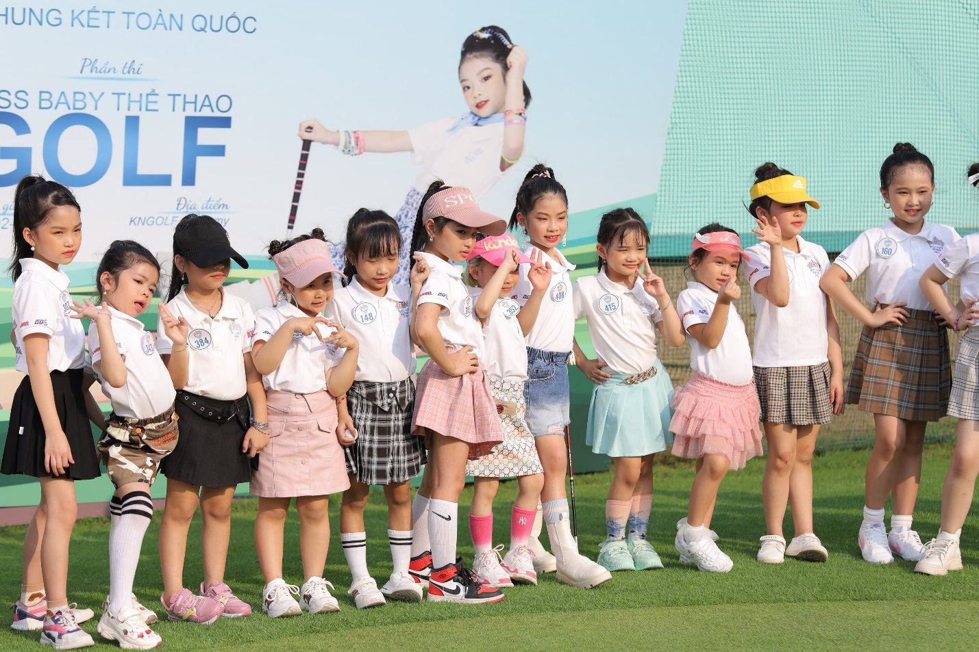 Thí sinh Miss baby Việt Nam 2021 học đánh Golf - Ảnh 2. Thí sinh Miss baby Việt Nam 2021 học đánh Golf - Ảnh 2.
