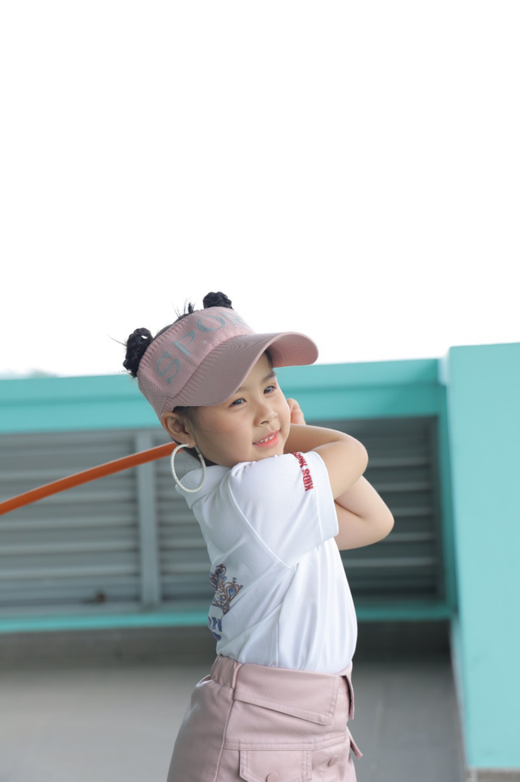 Thí sinh Miss baby Việt Nam 2021 học đánh Golf - Ảnh 7. Thí sinh Miss baby Việt Nam 2021 học đánh Golf - Ảnh 7.