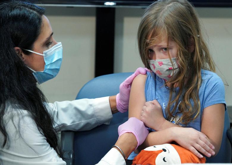Mỹ hoãn tiêm vaccine COVID-19 cho trẻ em dưới 5 tuổi - Ảnh 2.