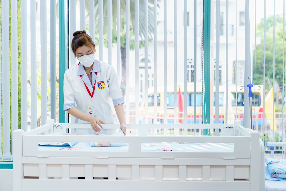 Royal School rộn ràng chuẩn bị đón trẻ mầm non đến trường học trực tiếp - Ảnh 2. Royal School rộn ràng chuẩn bị đón trẻ mầm non đến trường học trực tiếp - Ảnh 2.