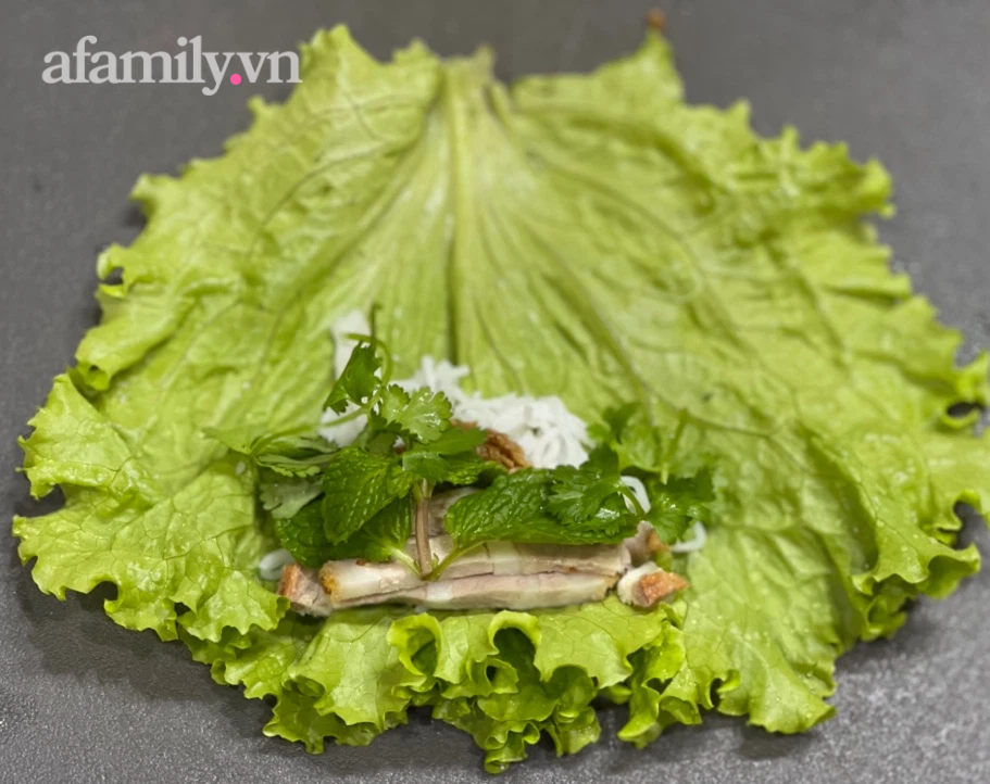 M&oacute;n cuốn n&agrave;y c&oacute; g&igrave; đặc biệt m&agrave; người người nh&agrave; nh&agrave; đều m&ecirc; mẩn? Ăn thử rồi mới biết v&igrave; sao! - Ảnh 6.