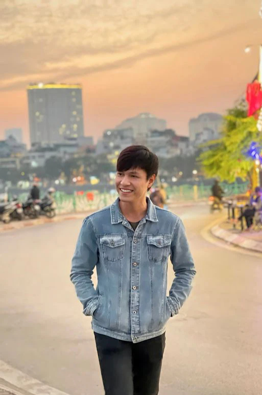 Anh "trai làng" vừa xuất hiện trên phim giờ vàng VTV đã "đánh bật" cả nam chính: Xuất thân trường đại học tốp đầu, ngay năm nhất đã làm nên chuyện - Ảnh 3. Anh "trai làng" vừa xuất hiện trên phim giờ vàng VTV đã "đánh bật" cả nam chính: Xuất thân trường đại học tốp đầu, ngay năm nhất đã làm nên chuyện - Ảnh 3.