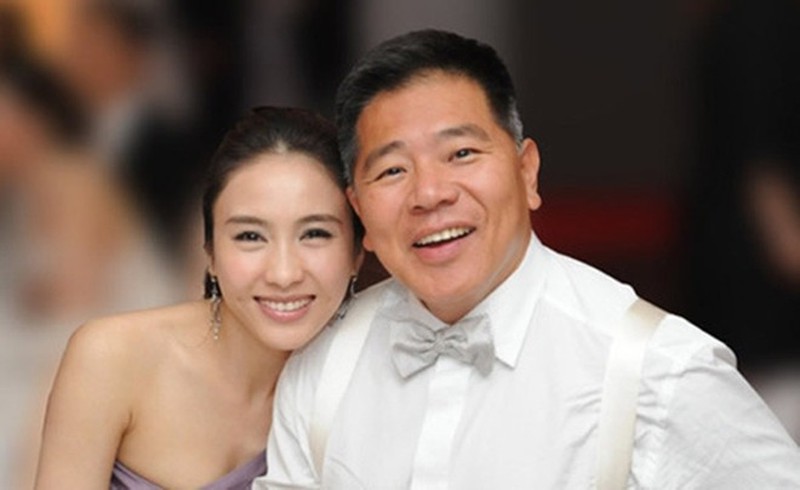 &quot;Đệ nhất mỹ nhân TVB&quot; Lê Tư: chuyện cổ tích người đẹp và tỷ phú &quot;quái vật&quot; , 50 tuổi vẫn được chiều chuộng như bà hoàng - Ảnh 10.