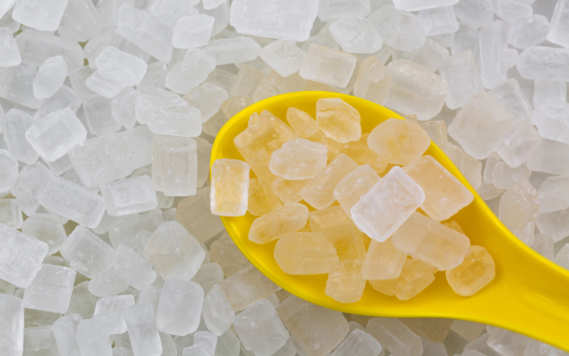 Đường ph&egrave;n trắng hay đường ph&egrave;n v&agrave;ng tốt hơn? Đừng mua nhầm nếu chị em kh&ocirc;ng biết điều n&agrave;y - Ảnh 2.