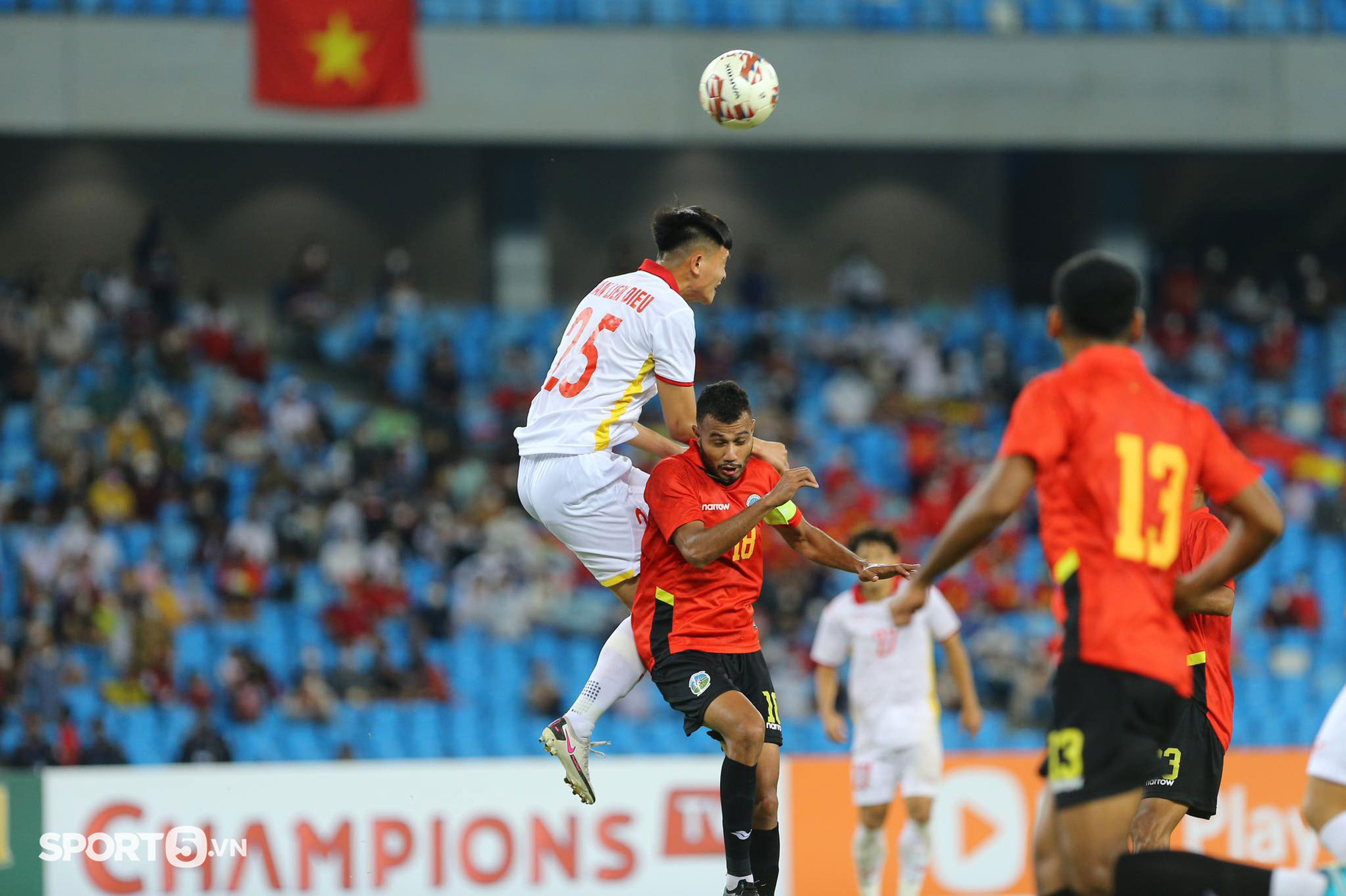 TUYỆT VỜI!!! Vượt khó khăn chưa từng có trong lịch sử, U23 Việt Nam vào chung kết đấu Thái Lan sau loạt luân lưu - Ảnh 4.