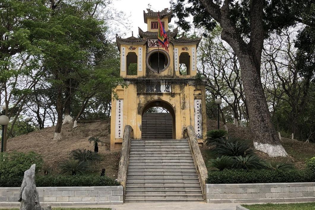 Vén màn huyền sử "Gò Đống Đa": Gò tự nhiên hay là "mồ chôn tập thể" thây xác tàn quân? - Ảnh 2. Vén màn huyền sử "Gò Đống Đa": Gò tự nhiên hay là "mồ chôn tập thể" thây xác tàn quân? - Ảnh 2.