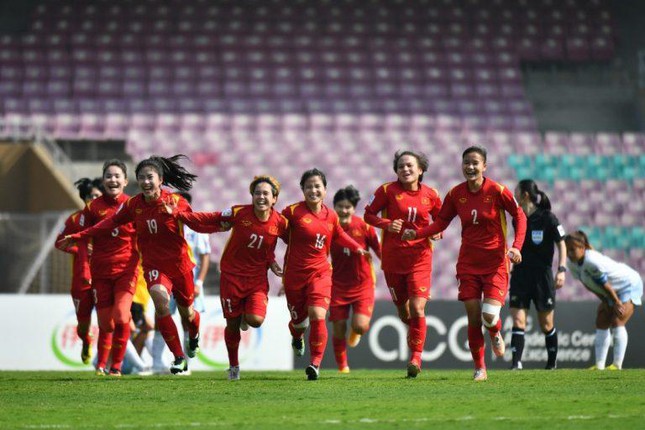 Sẽ có chuyên cơ đón đội tuyển nữ Việt Nam về nước - Ảnh 1.