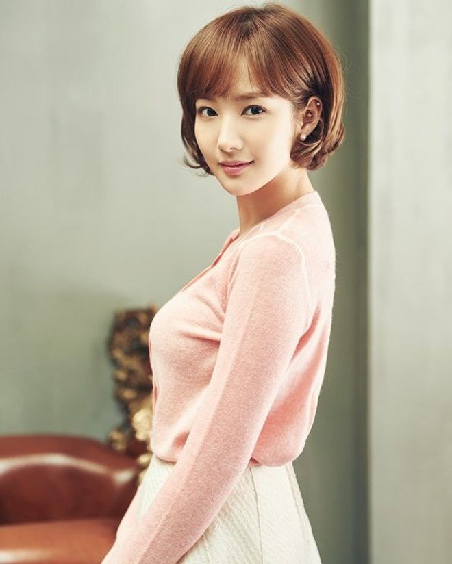 Hội mỹ nhân &quot;xuống tóc&quot; đóng phim: Song Hye Kyo được khen như nữ sinh, bạn gái Song Joong Ki bị chê kém sắc - Ảnh 18.