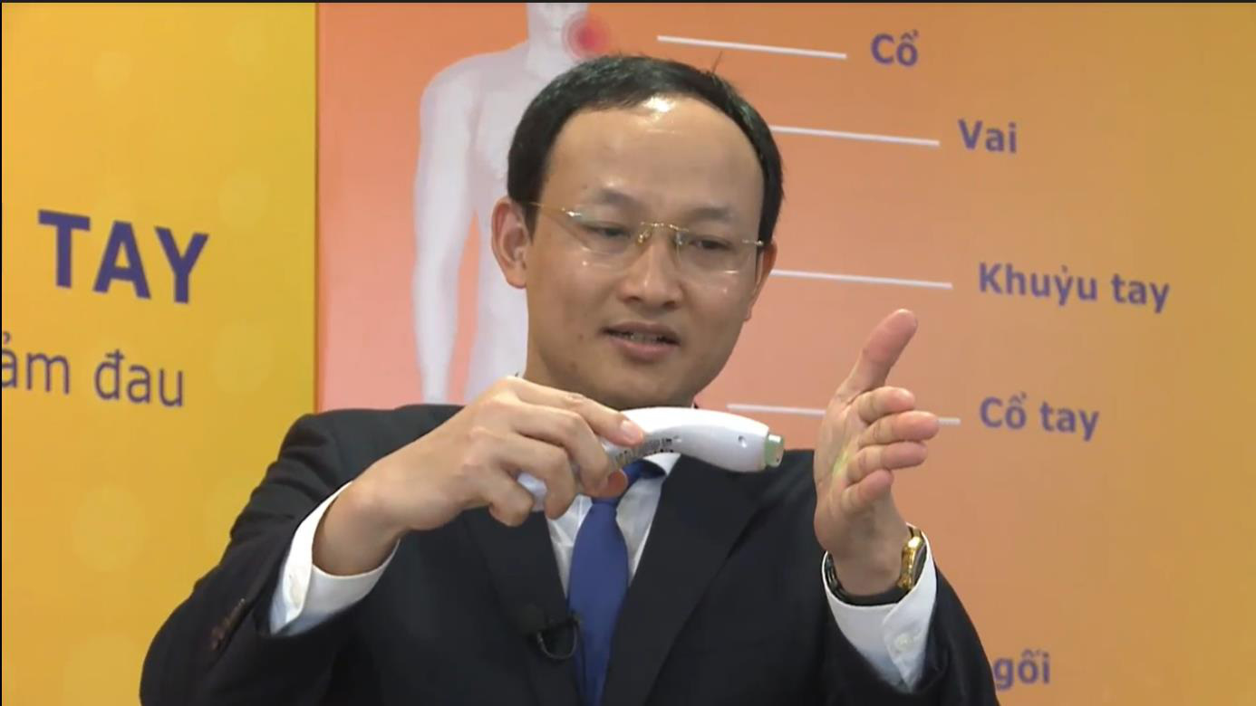 Theo chân chuyên gia tìm hiểu phương pháp hỗ trợ điều trị bệnh đau lưng hiệu quả - Ảnh 3. Theo chân chuyên gia tìm hiểu phương pháp hỗ trợ điều trị bệnh đau lưng hiệu quả - Ảnh 3.