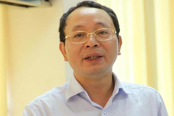 Khởi tố, bắt tạm giam cựu Thứ trưởng Bộ Y tế Cao Minh Quang - Ảnh 1.