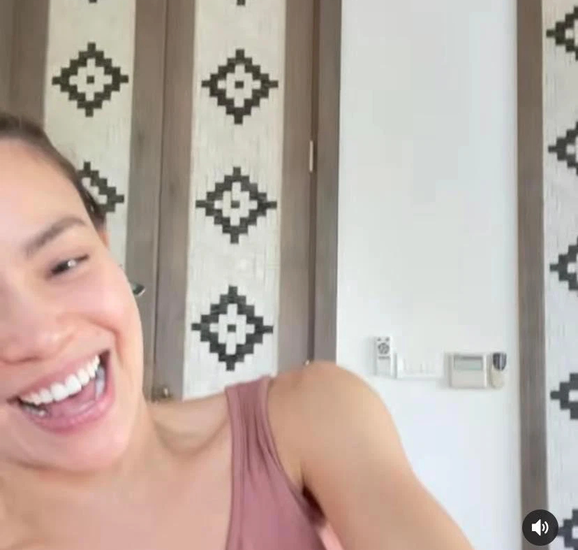 Hồ Ngọc H&agrave; khoe mặt mộc đỉnh cao ở tuổi U40 - Ảnh 2.