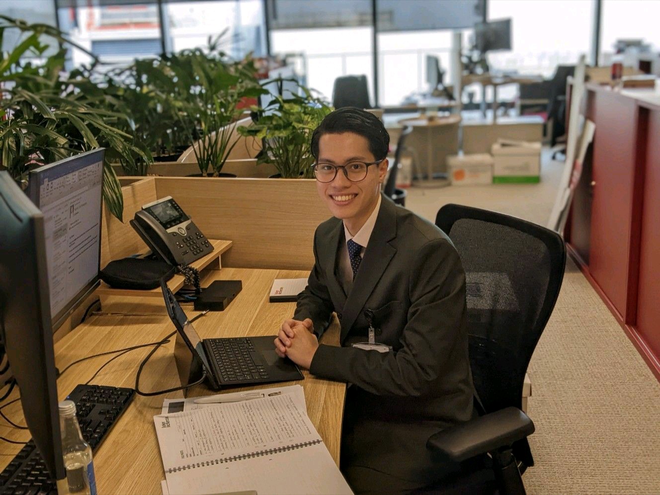 A Vietnamese male student named a genius, PV in the national promotion campaign by the Australian government, now works at law firm No.  1 in the world - Photo 5.