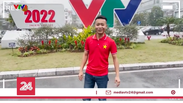 Quang Linh Vlogs bất ngờ xuất hiện trong talk show VTV, chia sẻ về dự định tương lai làm thiện nguyện ở châu Phi - Ảnh 1.