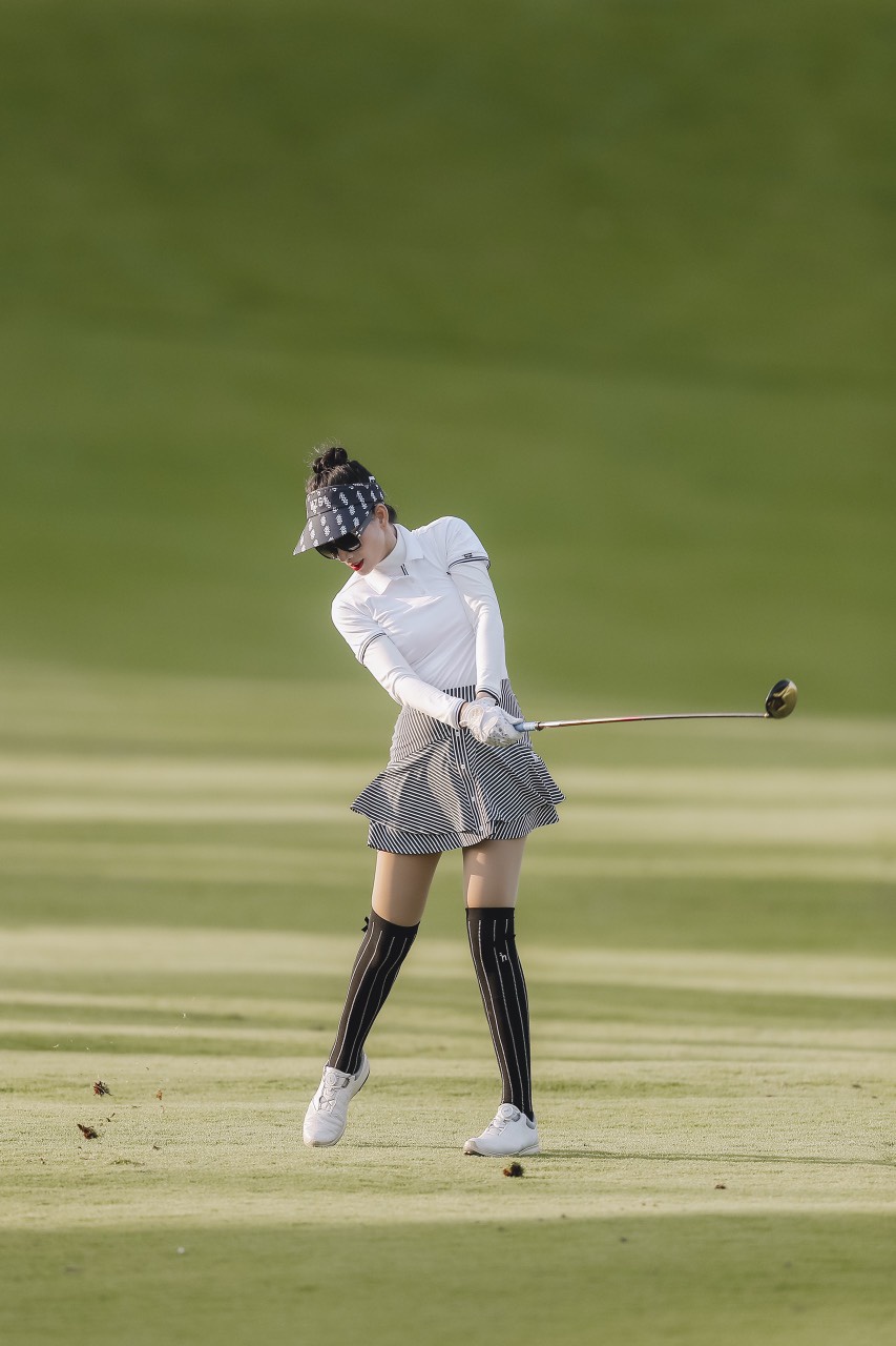 Nữ Tiktoker bóc mác các khoản phải “đầu tư” sương sương đến trăm triệu và tối thiểu 20 triệu nếu muốn gia nhập vào “hội chị đẹp chơi Golf” - Ảnh 1.