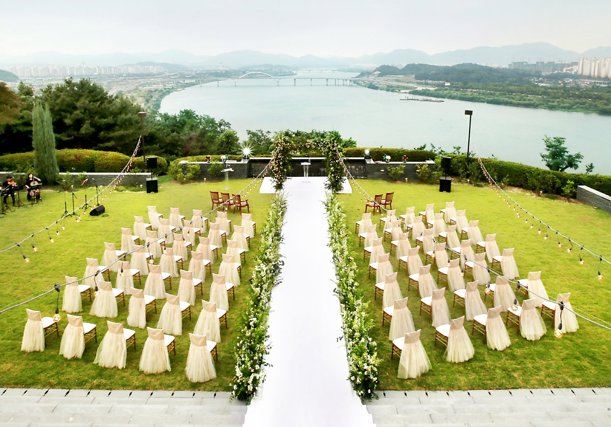 Cận cảnh địa điểm diễn ra hôn lễ thế kỷ của Son Ye Jin - Hyun Bin, xa hoa và cực kỳ bảo mật - Ảnh 8. Cận cảnh địa điểm diễn ra hôn lễ thế kỷ của Son Ye Jin - Hyun Bin, xa hoa và cực kỳ bảo mật - Ảnh 8.