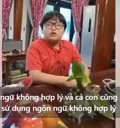 A clip of Xuan Bac's son crying and apologizing, his mother warned: When there is no awareness of not using social media, that is uneducated!  - Photo 1.