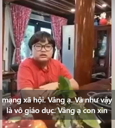 A clip of Xuan Bac's son crying and apologizing, his mother warned: When there is no awareness of not using social media, that is uneducated! - Photo 2. A clip of Xuan Bac's son crying and apologizing, his mother warned: When there is no awareness of not using social media, that is uneducated! - Photo 2.