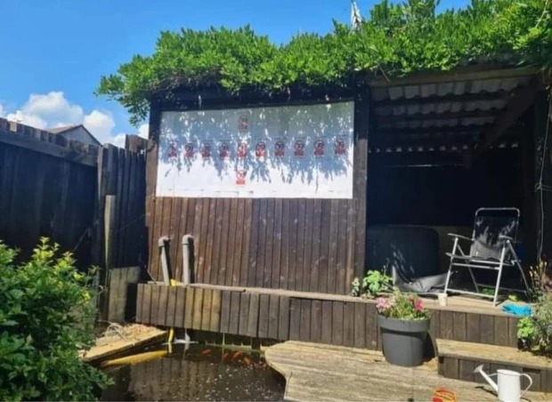 Neighbors Bathing